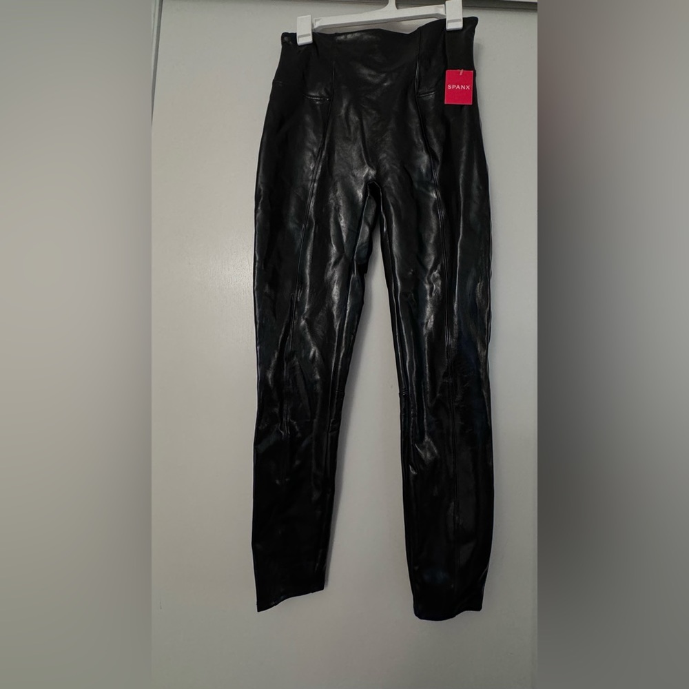 Spanx patent leather leggings New